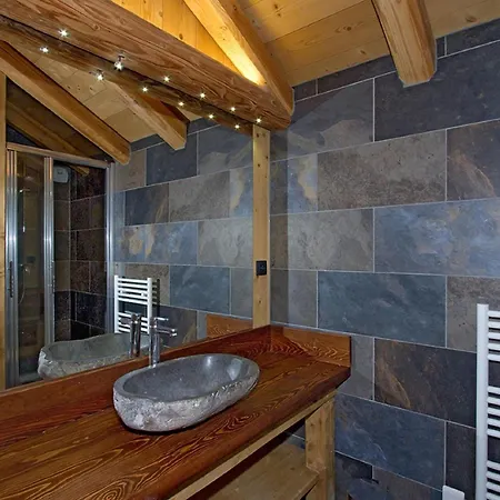 בקתה In With Heated Pool *